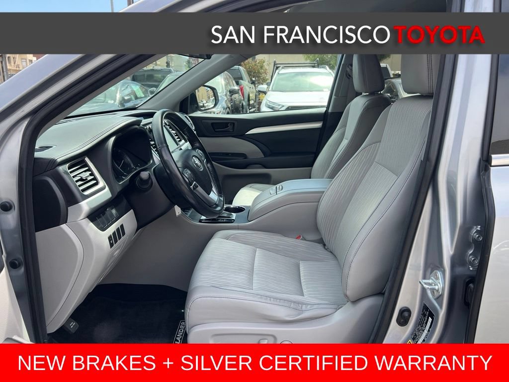 Certified 2016 Toyota Highlander Plus AWD/4WD image 11