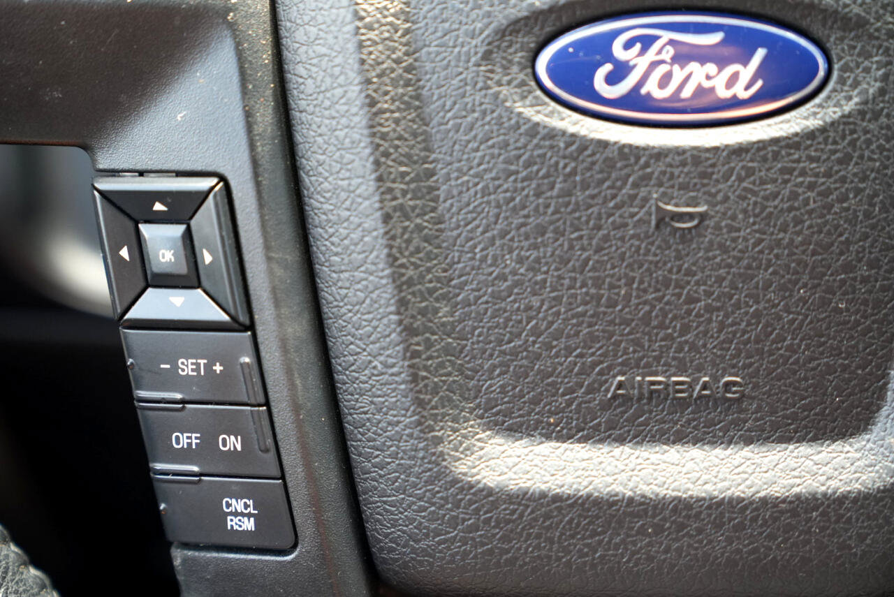 Used 2017 Ford Expedition XLT w/ Equipment Group 202A image 38