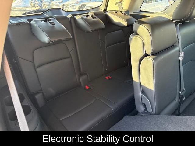 Certified 2025 Nissan Pathfinder SL image 16