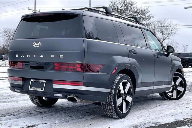 Used 2025 Hyundai Santa Fe Limited image 13