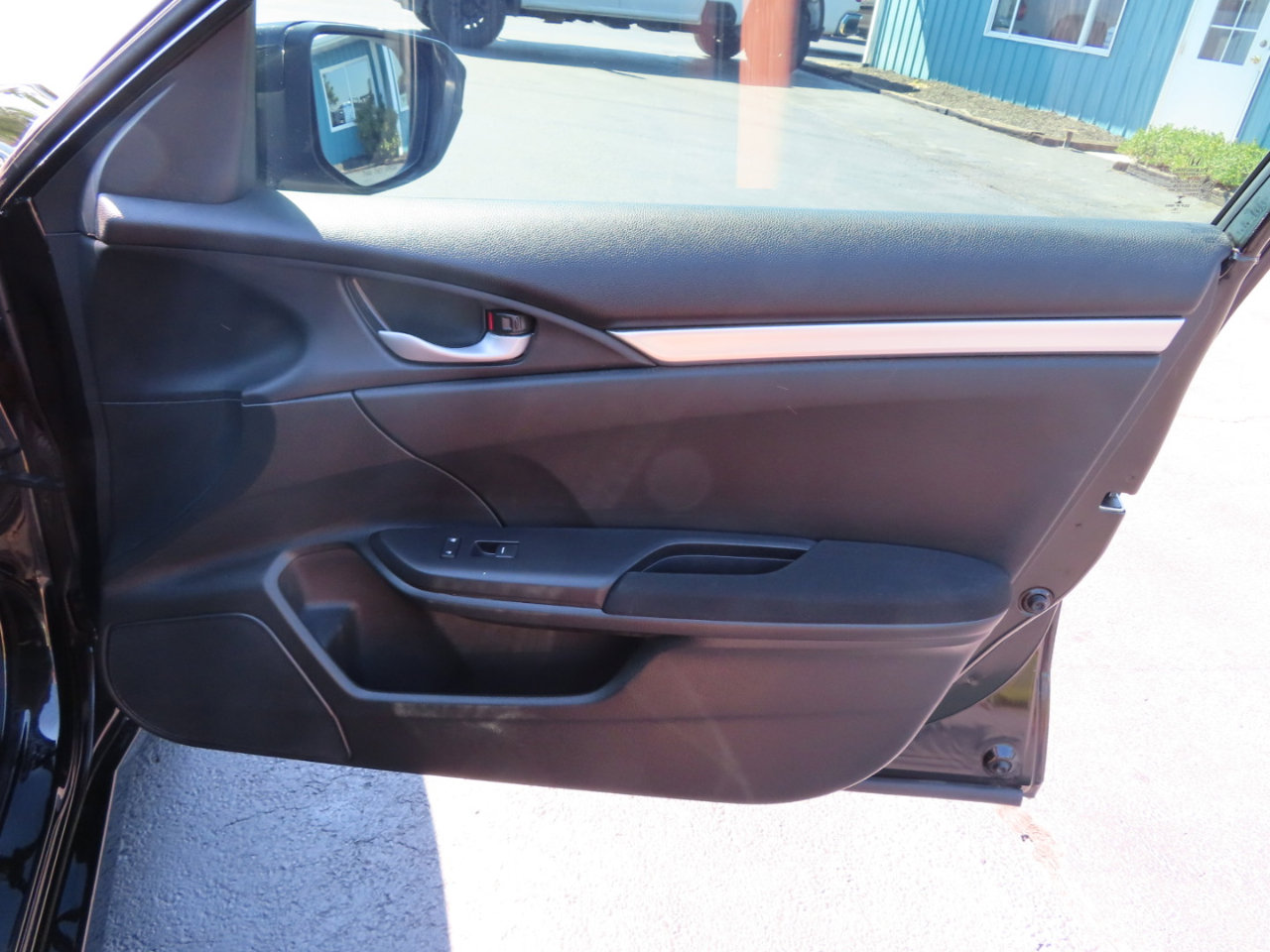 Used 2020 Honda Civic LX image 38