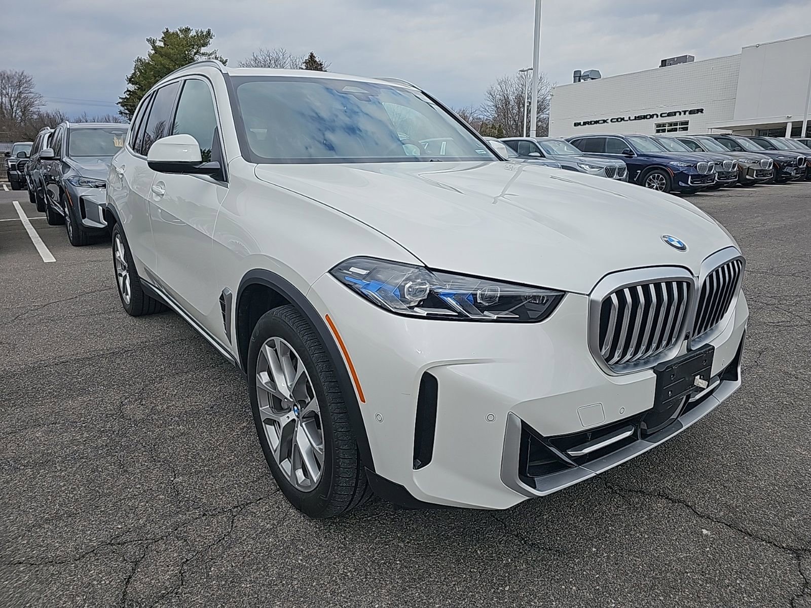 Certified 2024 BMW X5 xDrive40i w/ Premium Package image 11