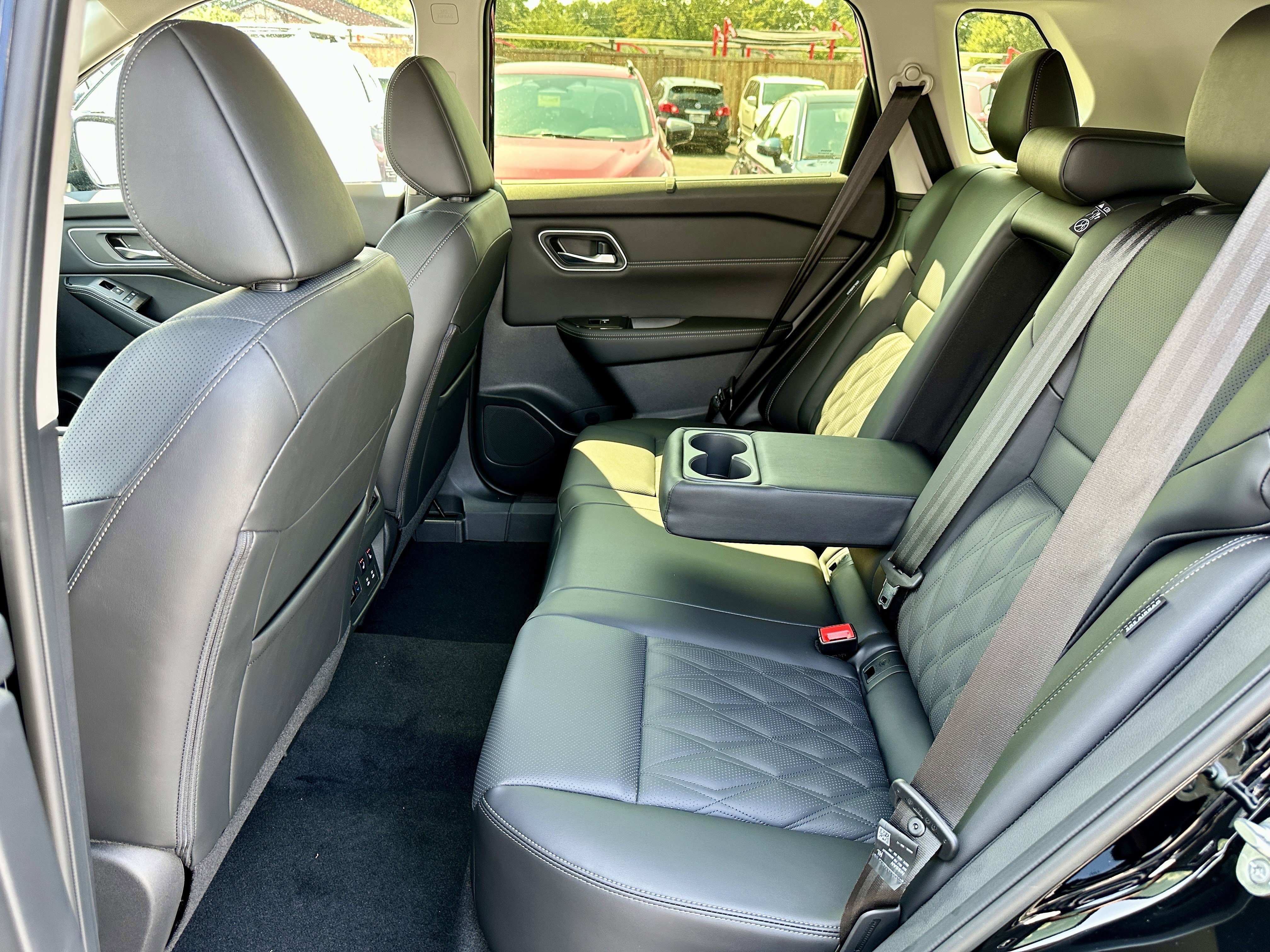 New 2026 Nissan Rogue Platinum image 37