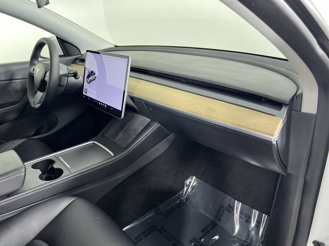 Used 2021 Tesla Model Y Long Range AWD/4WD image 28