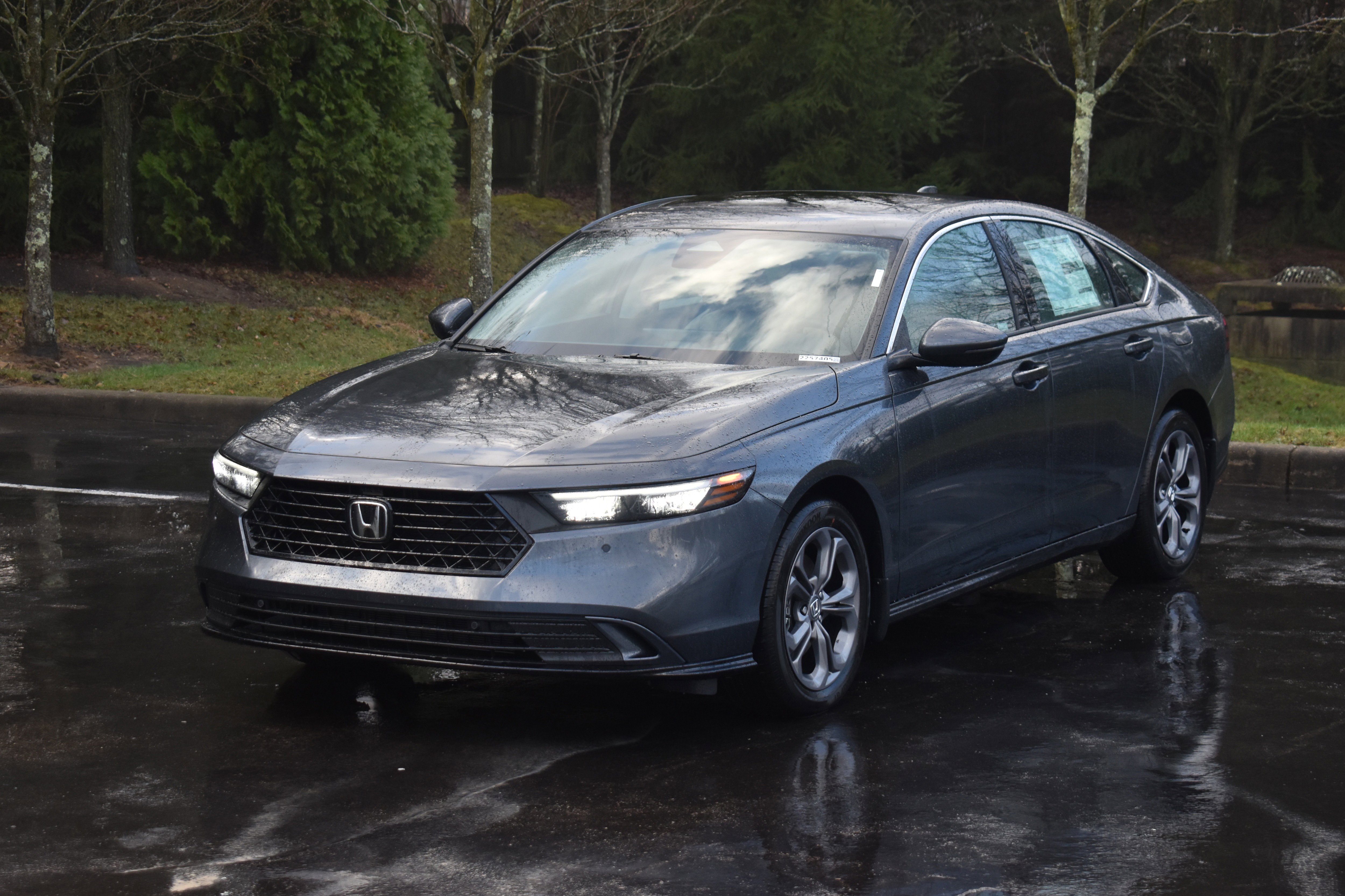 New 2026 Honda Accord EX-L image 3