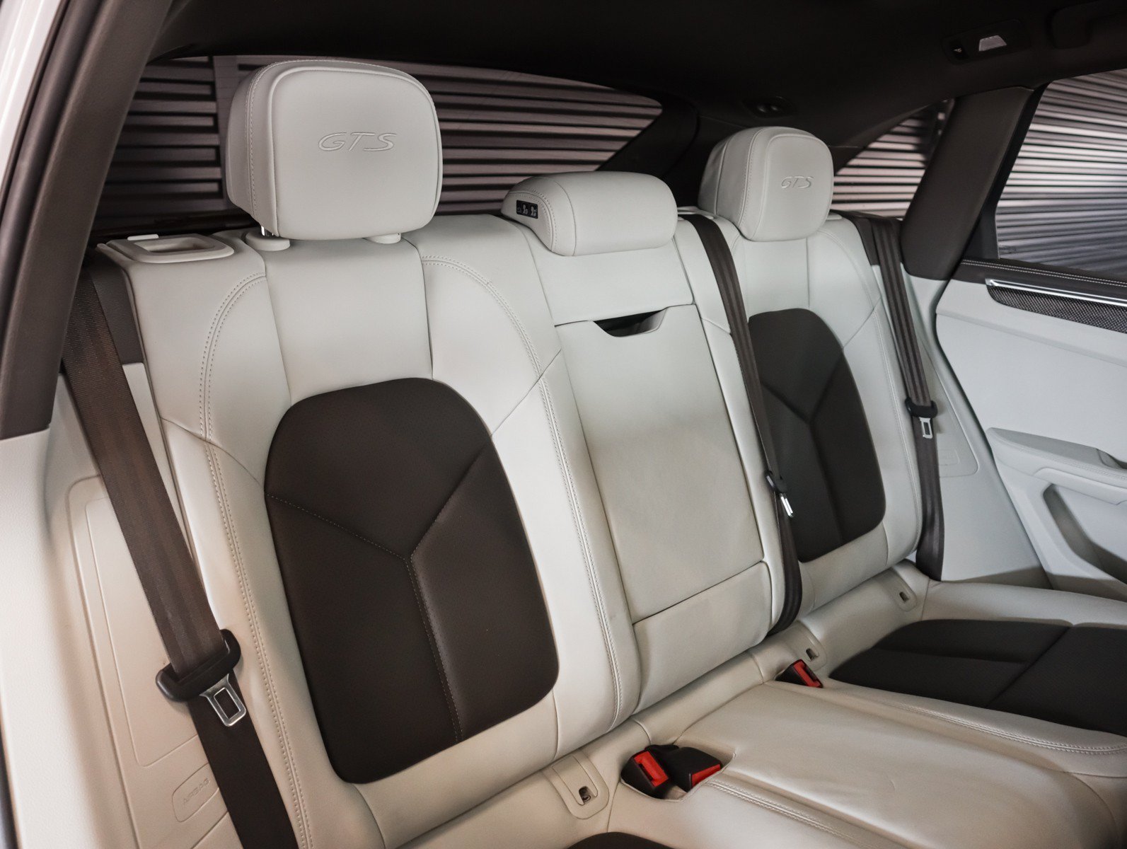 Certified 2021 Porsche Macan GTS AWD/4WD image 6
