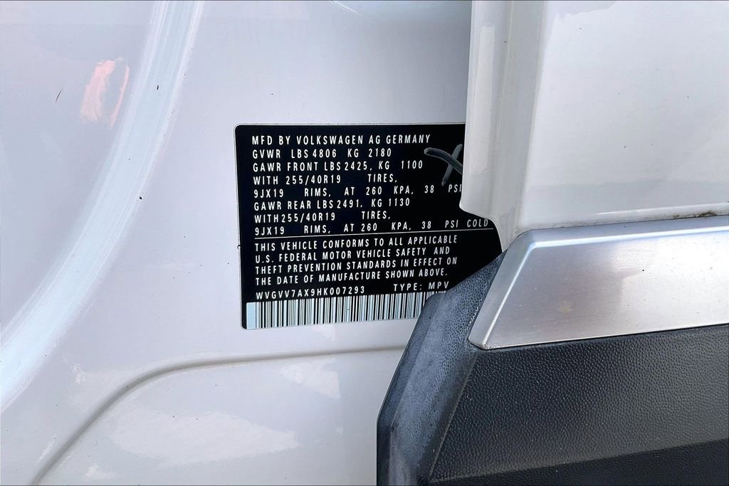 Used 2017 Volkswagen Tiguan SEL FWD image 21