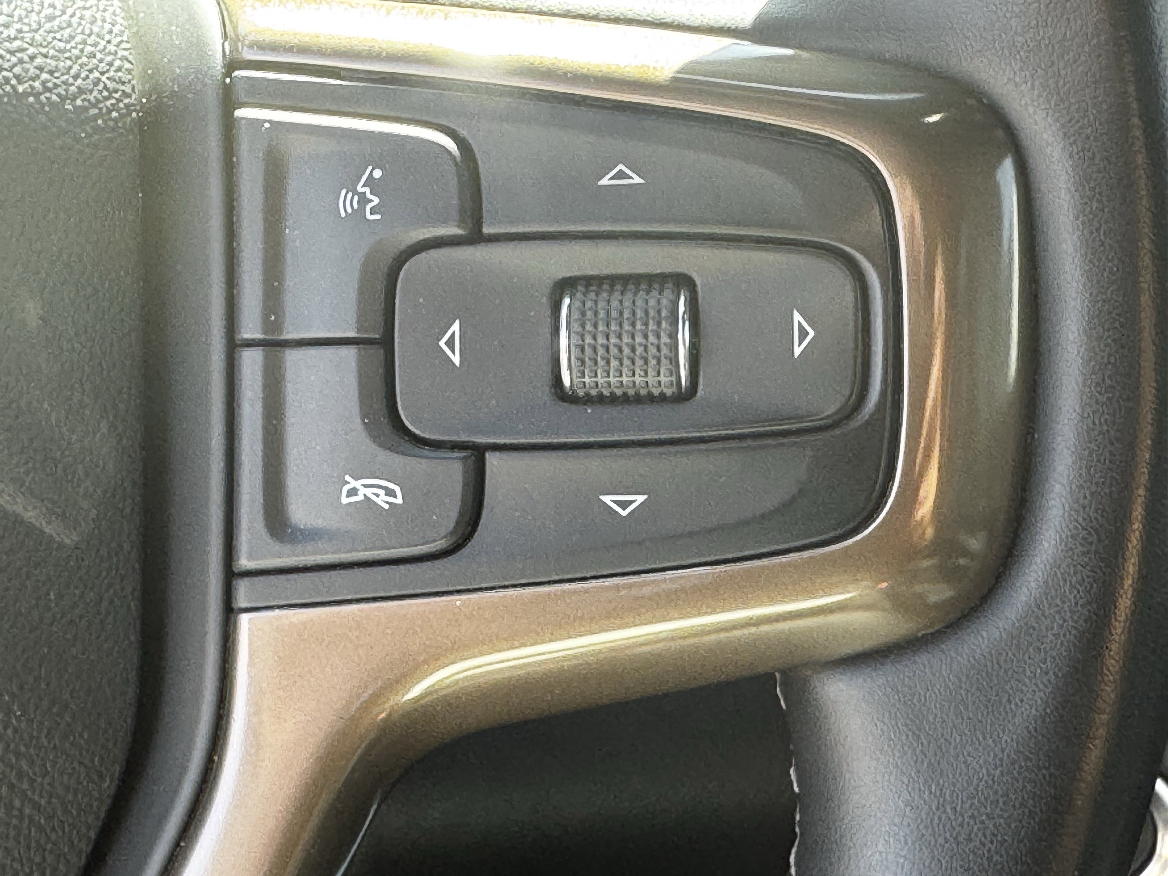 Used 2023 Chevrolet Silverado 2500 High Country image 23