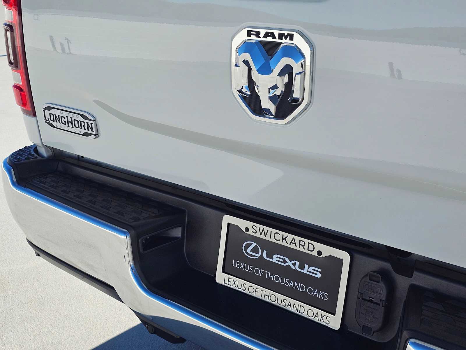 Used 2021 RAM 3500 Limited image 14