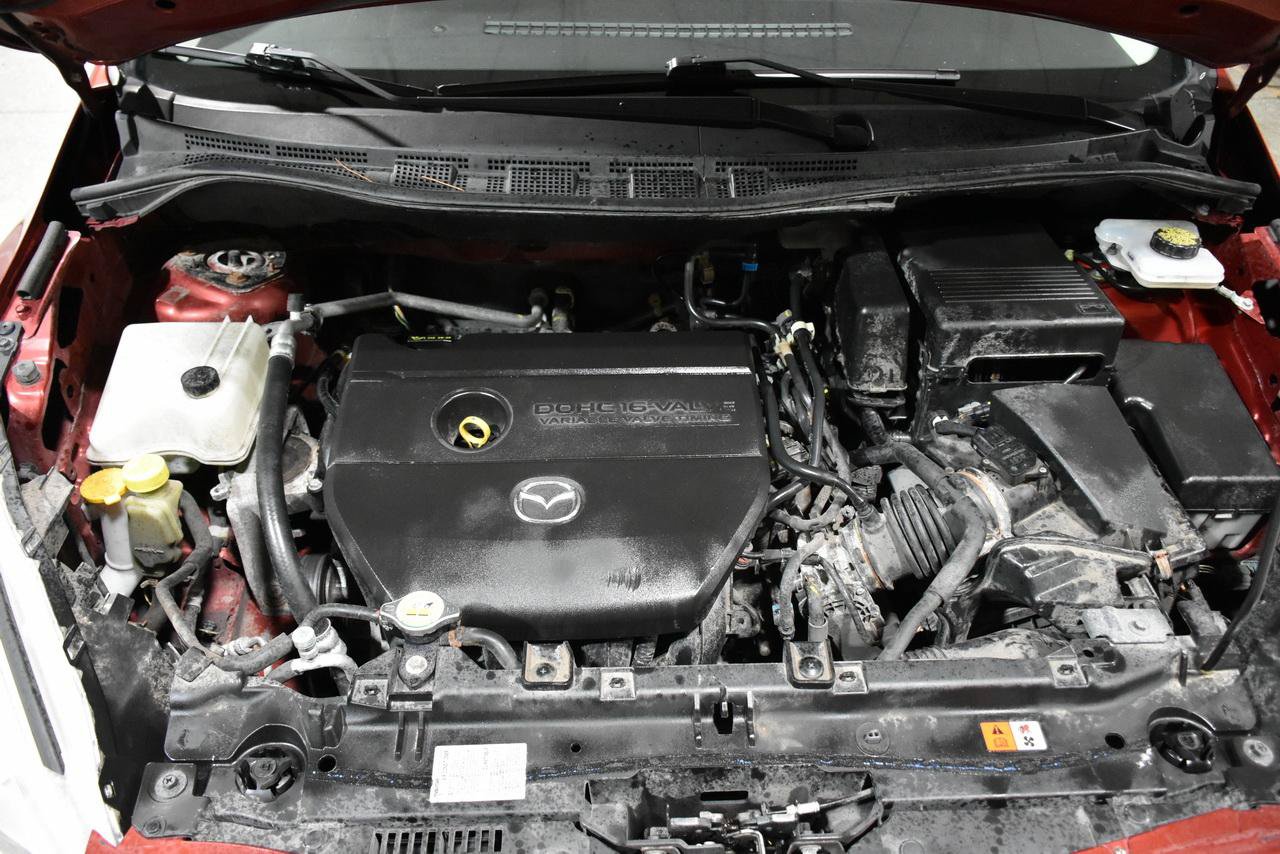 Used 2014 MAZDA MAZDA5 Touring FWD image 34