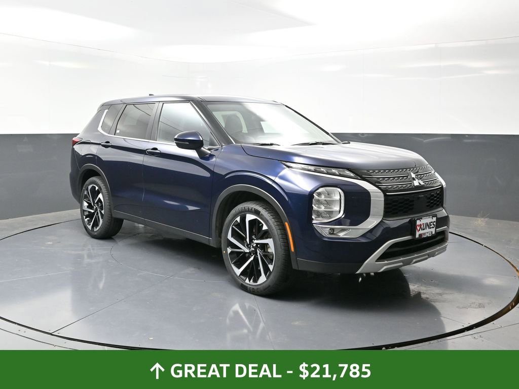 Used 2024 Mitsubishi Outlander SE image 5