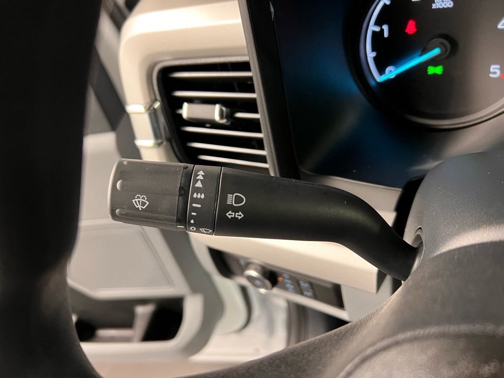 New 2026 Ford F550 4x4 Crew Cab image 17