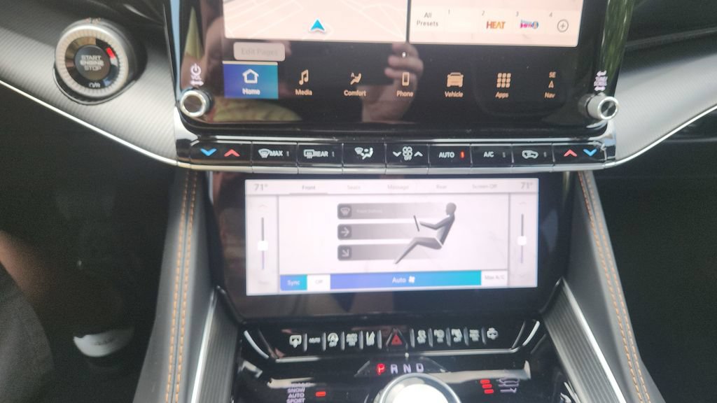 New 2026 Jeep Grand Wagoneer Summit AWD/4WD image 20