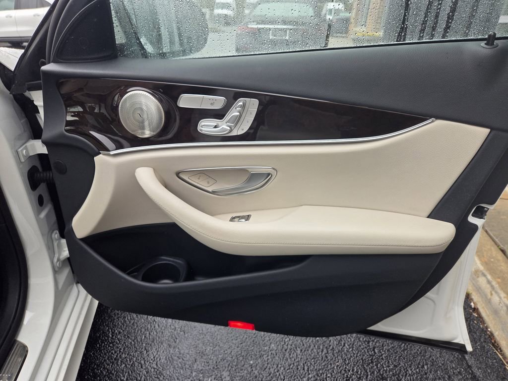 Used 2023 Mercedes-Benz E 450 4MATIC Sedan image 34
