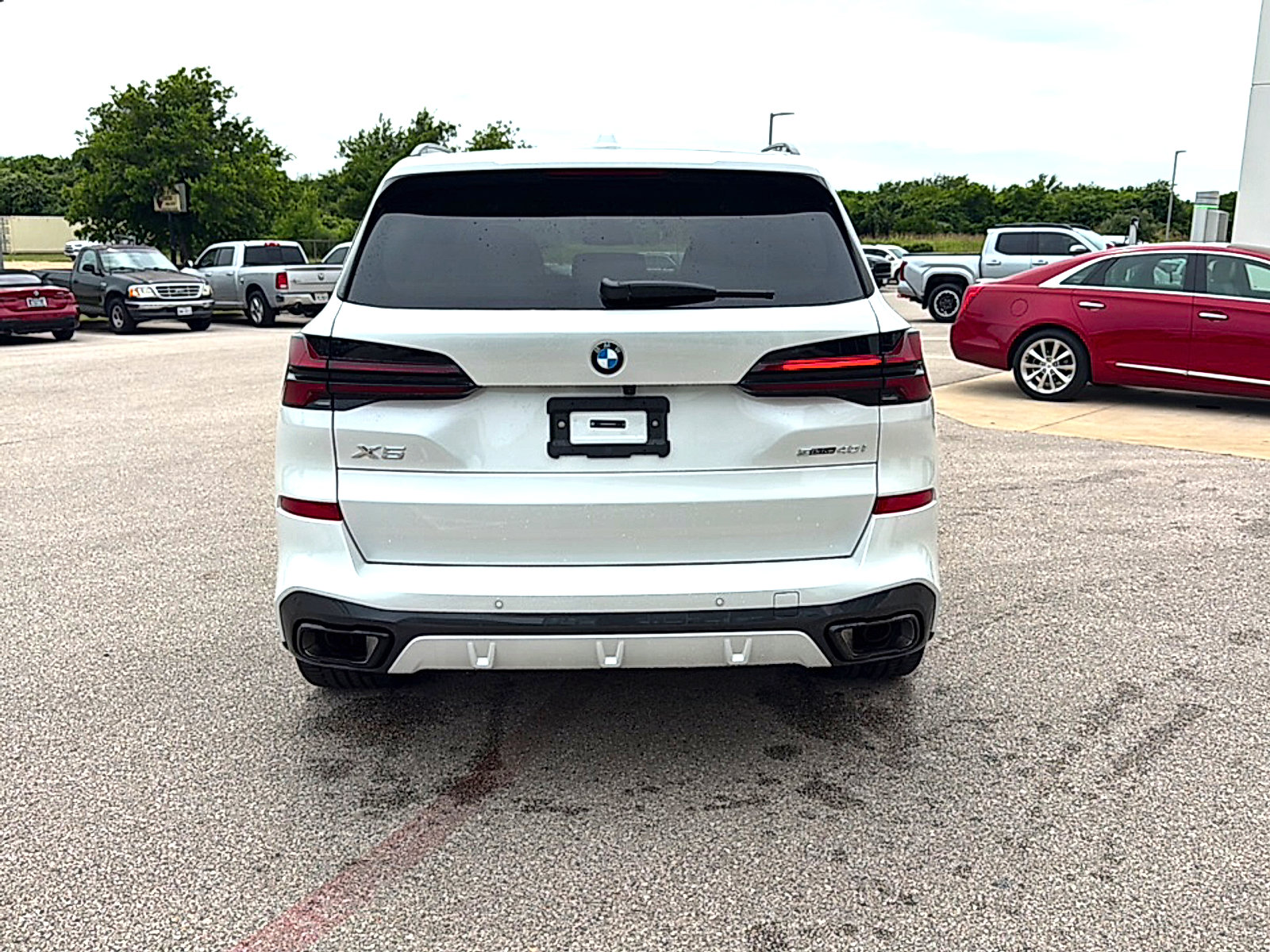 Used 2026 BMW X5 sDrive40i w/ M Sport Package RWD image 6