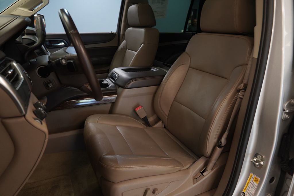 Used 2015 Chevrolet Tahoe LT AWD/4WD image 3