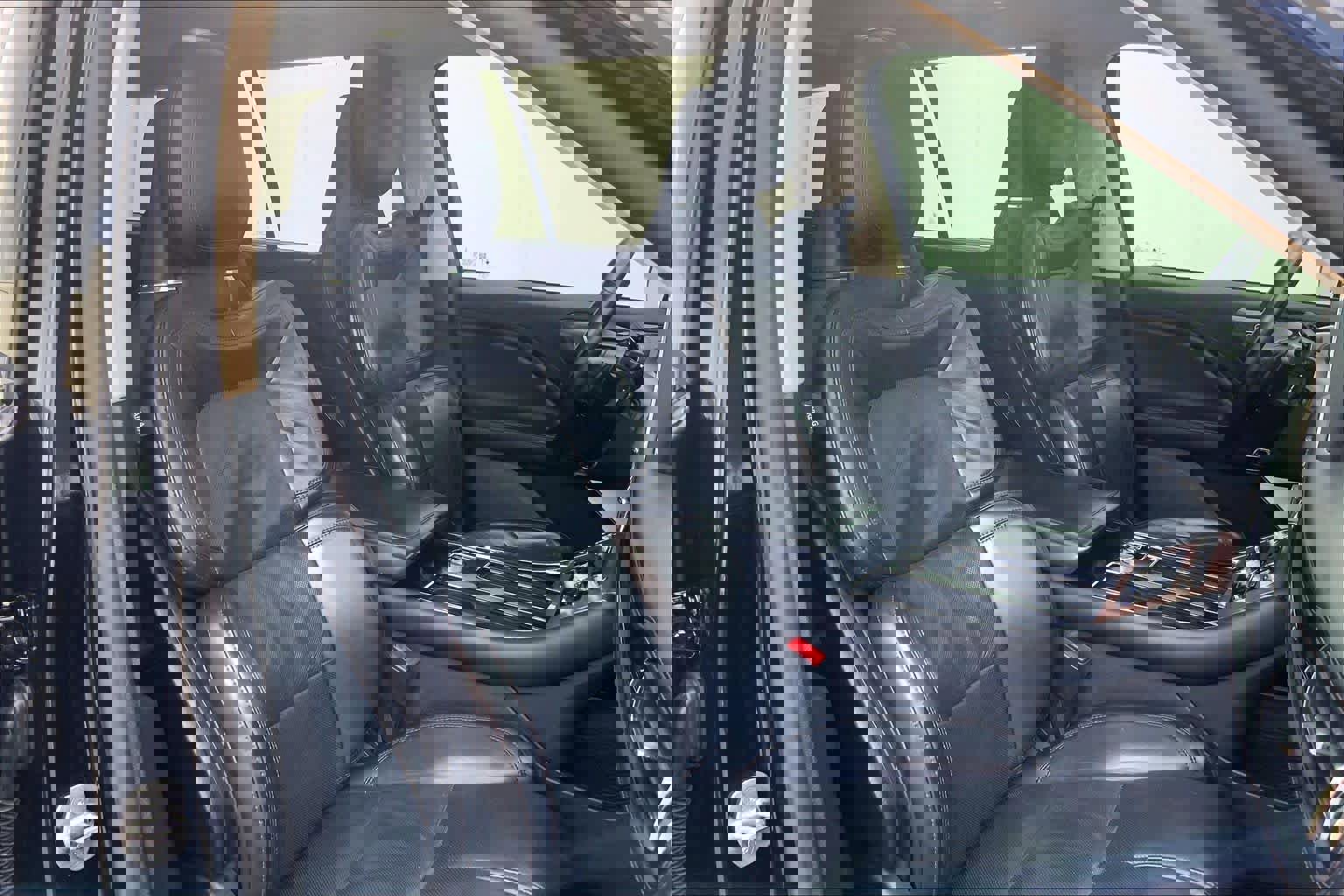 Used 2020 Lincoln Aviator Reserve w/ Equipment Group 202A image 10