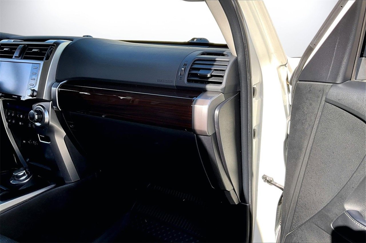 Used 2022 Toyota 4Runner Limited image 21