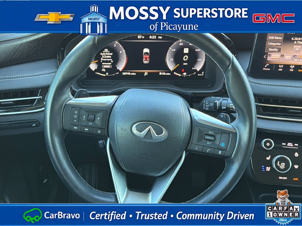 Used 2023 INFINITI QX60 Sensory w/ Cargo Package FWD image 17