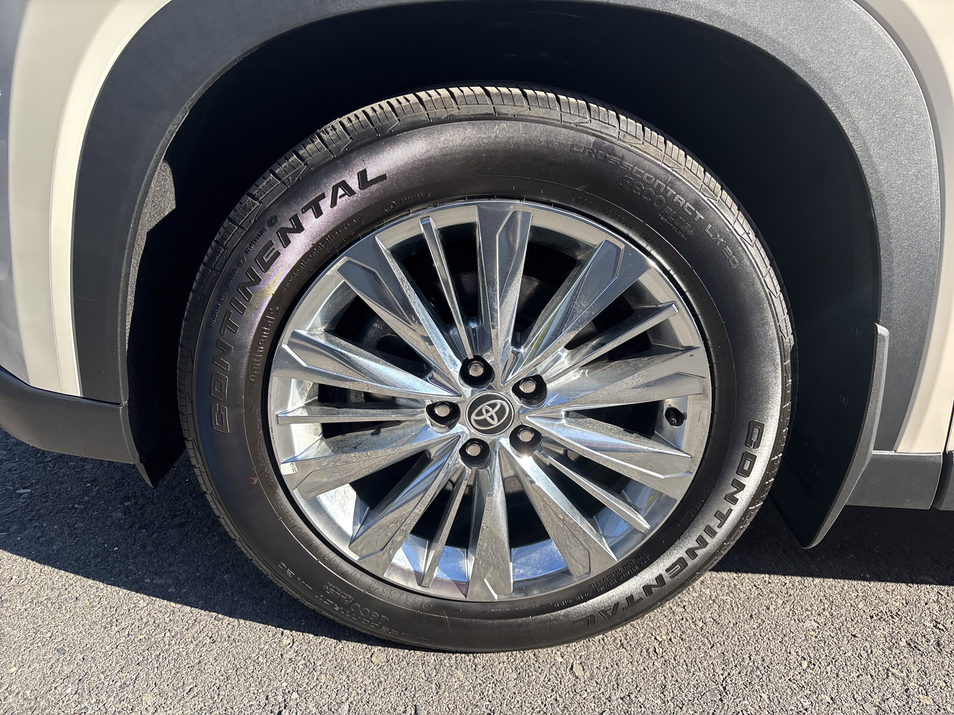 Used 2024 Toyota Grand Highlander Platinum image 11