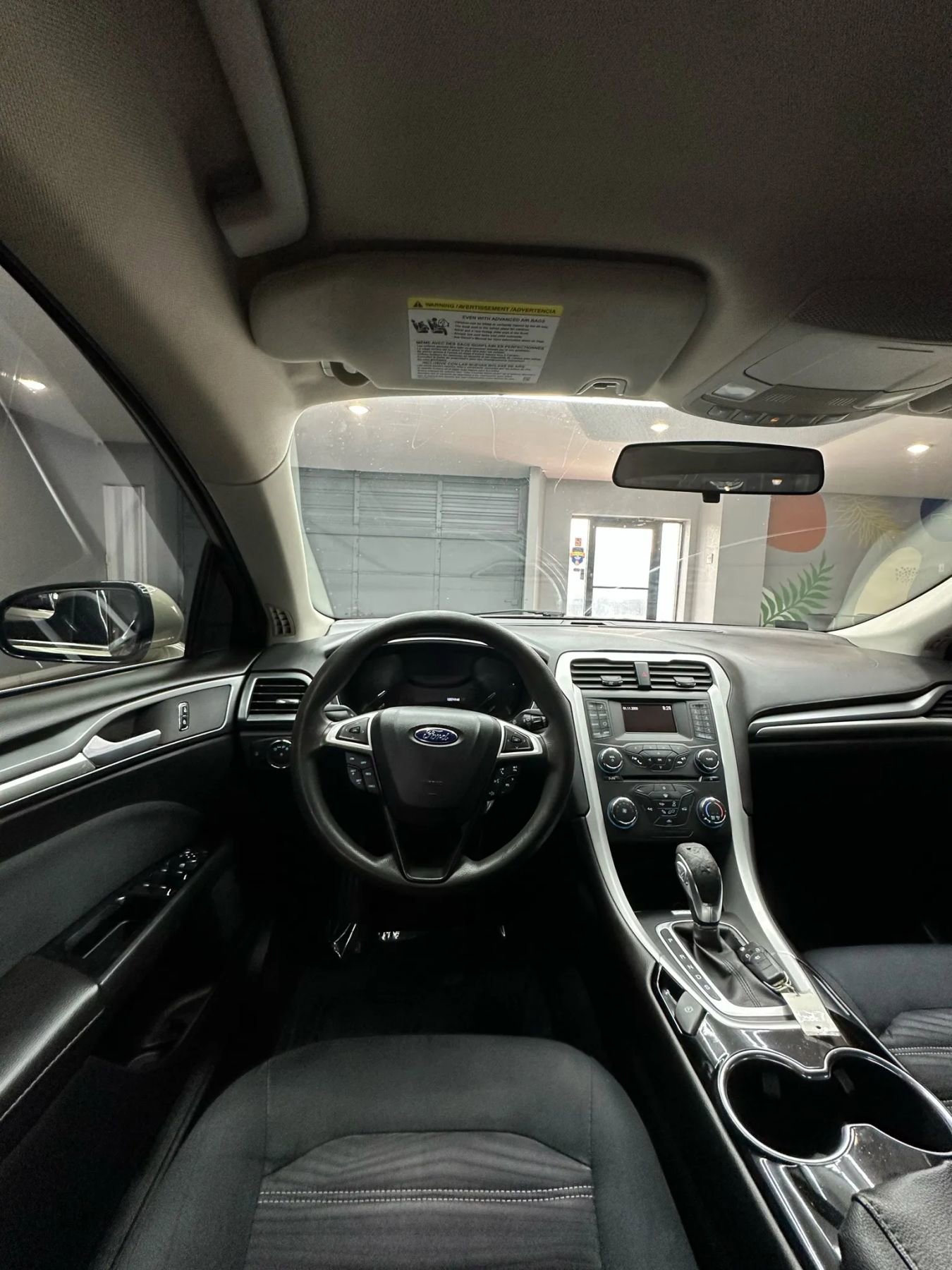 Used 2016 Ford Fusion SE image 24