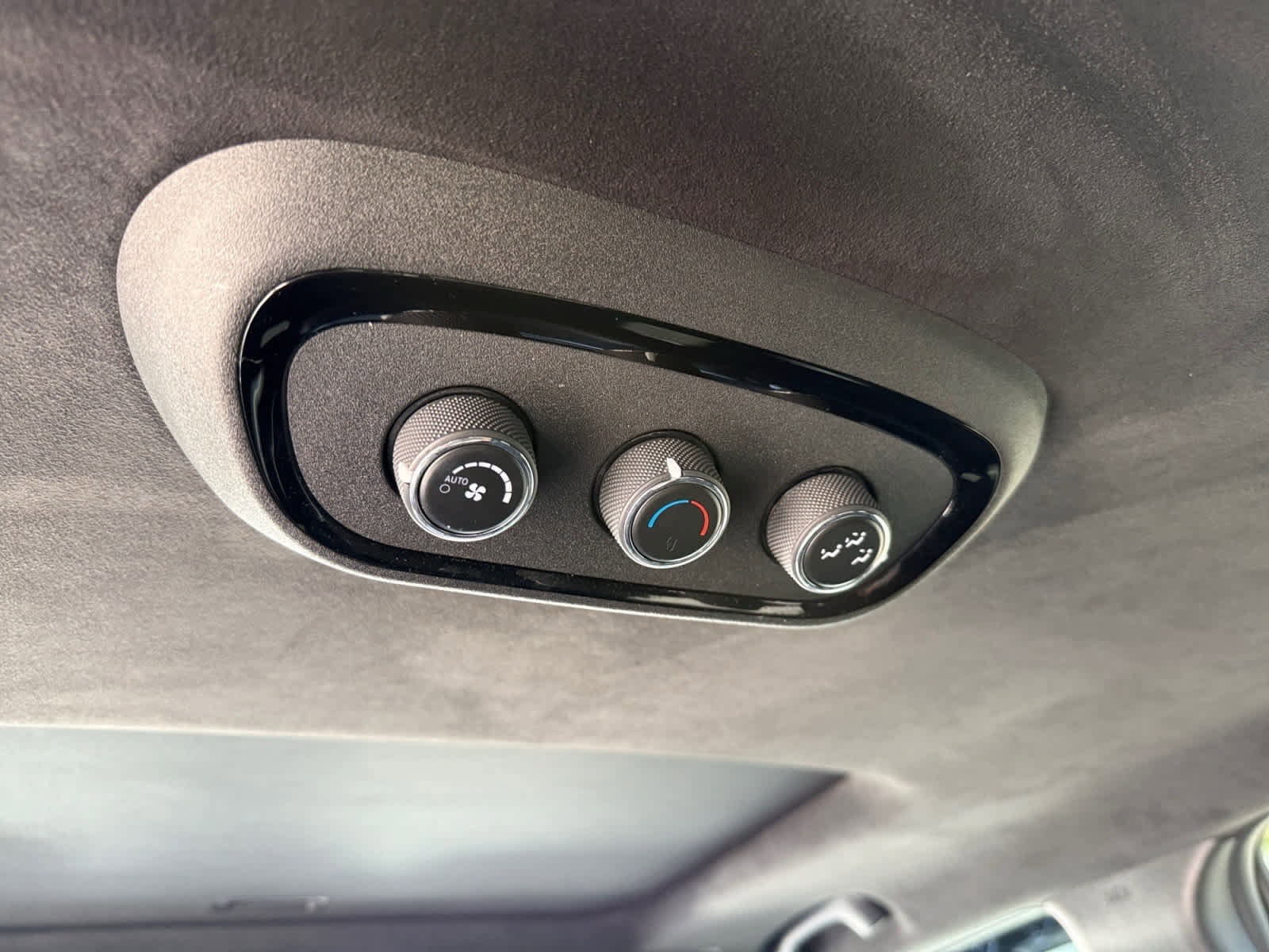 Used 2021 Dodge Durango Citadel RWD image 17