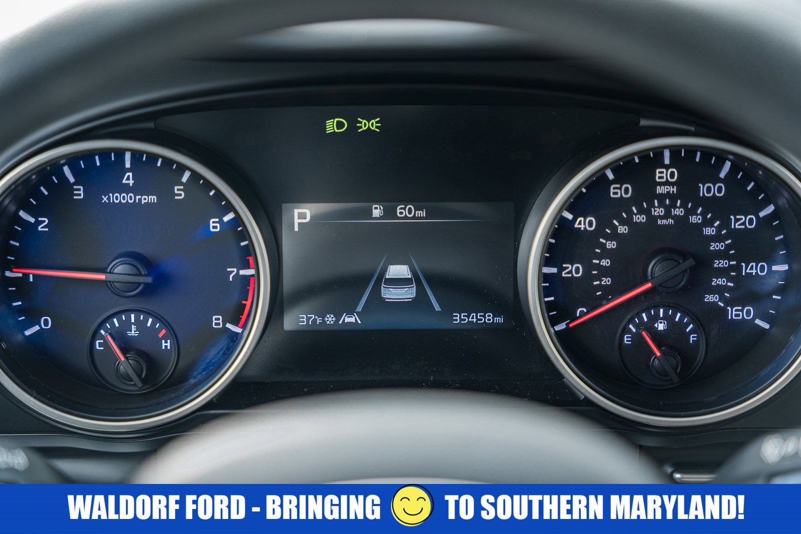 Used 2023 Kia Carnival LX image 40