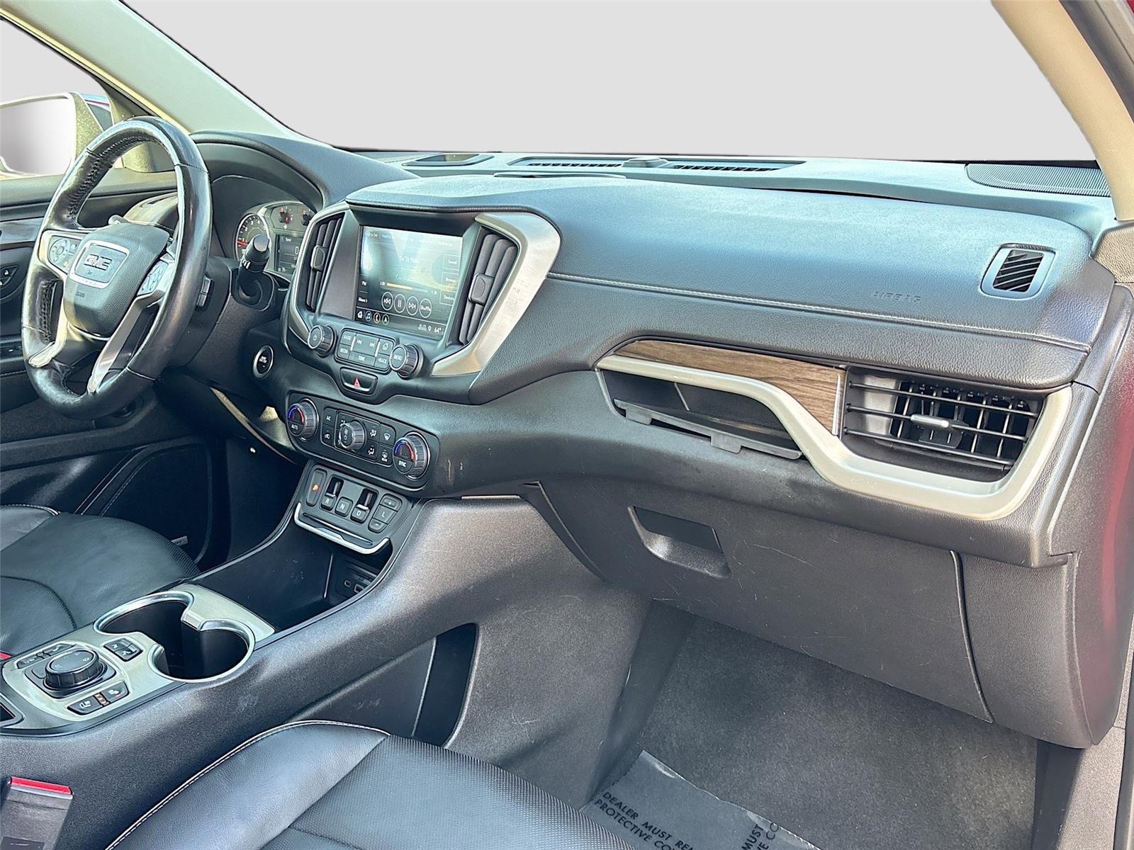 Used 2018 GMC Terrain Denali w/ Advanced Safety Package AWD/4WD image 31