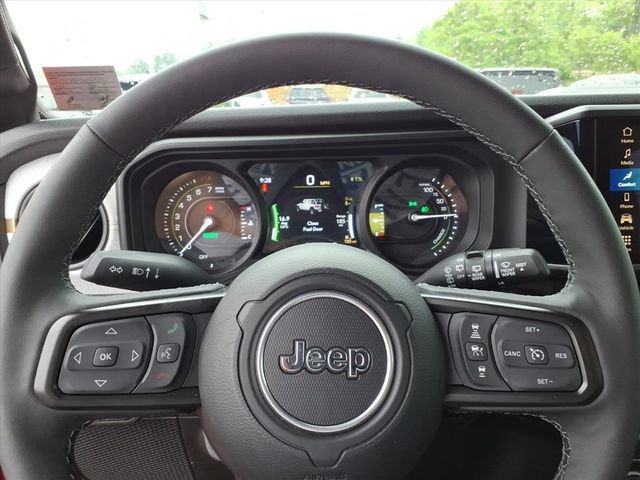 Used 2025 Jeep Wrangler Unlimited Sport S 4xe AWD/4WD image 16