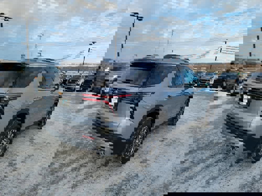 Used 2026 Chevrolet Traverse LT w/ LPO, Floor Liner Package image 5