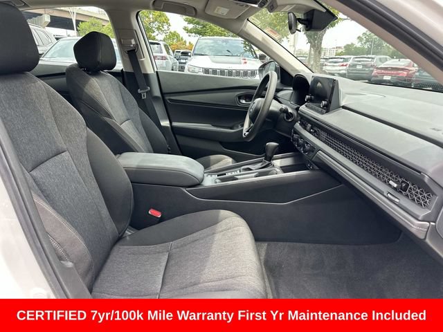 Used 2025 Honda Accord SE image 10