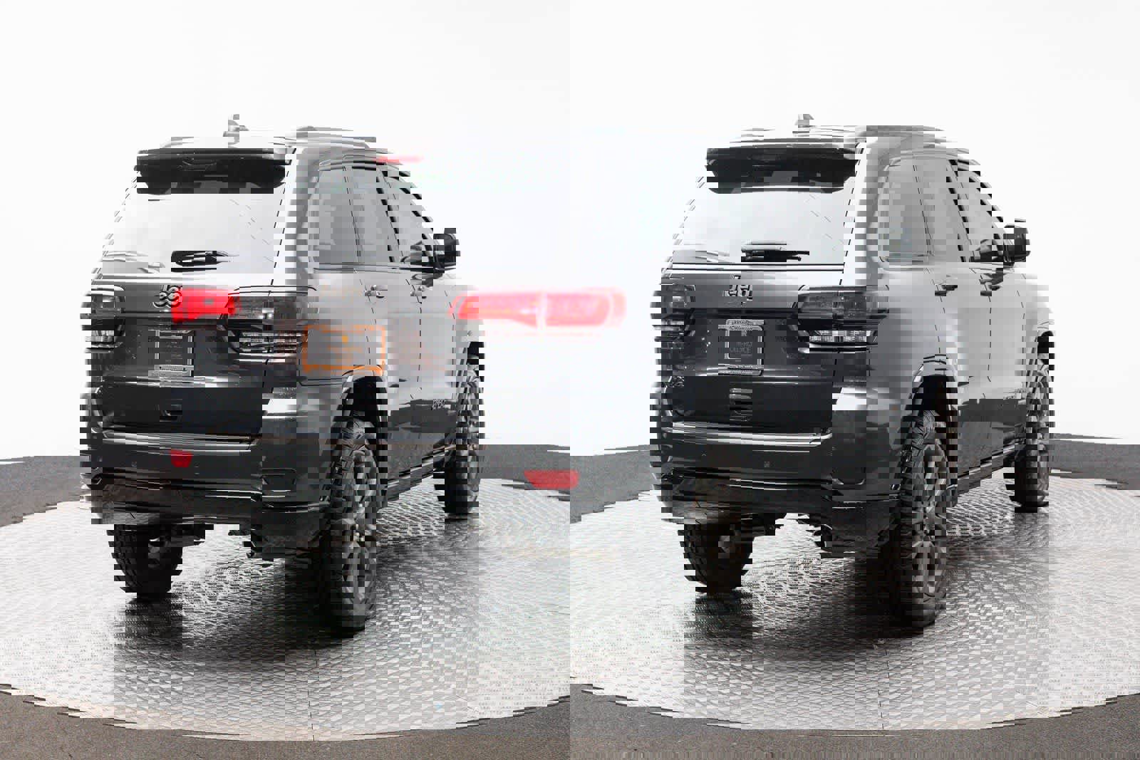 Used 2016 Jeep Grand Cherokee Limited 75th Anniversary image 22