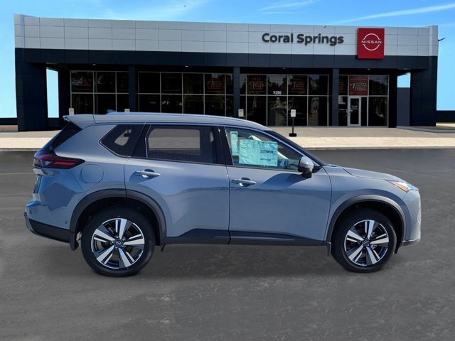 New 2025 Nissan Rogue SL image 6