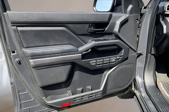 Used 2025 Toyota Tacoma SR5 image 17