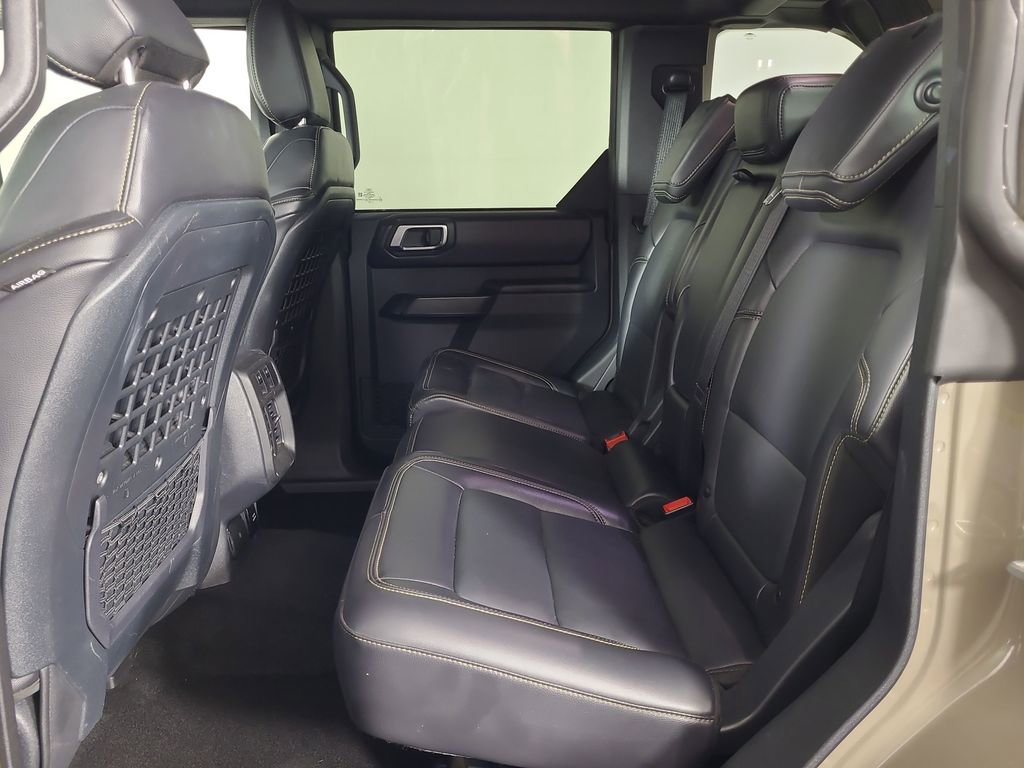 Used 2025 Ford Bronco Badlands AWD/4WD image 18