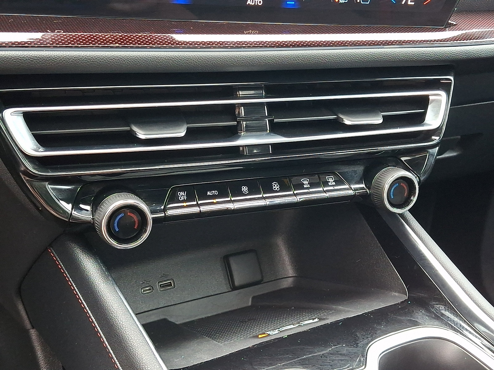 Certified 2024 Chevrolet Traverse RS AWD/4WD image 19