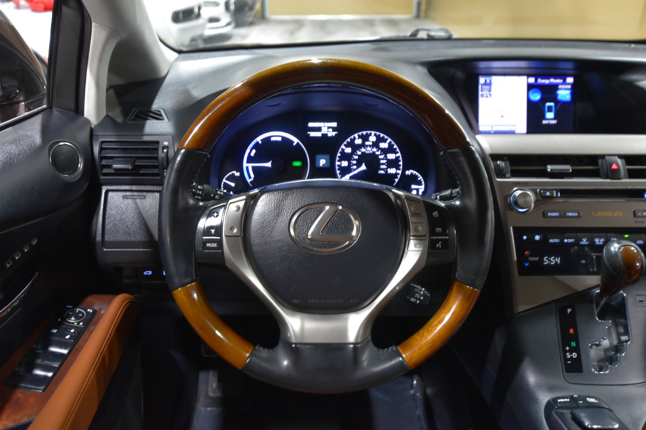 Used 2013 Lexus RX 450h AWD image 18