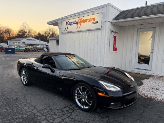 Used 2006 Chevrolet Corvette Convertible w/ Preferred Equipment Group image 1