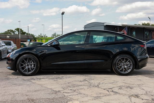 Used 2022 Tesla Model 3 RWD image 4
