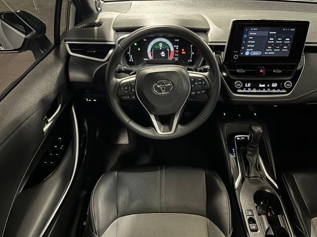 Used 2024 Toyota Corolla XSE FWD image 18