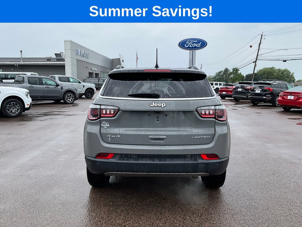 Used 2024 Jeep Compass Limited AWD/4WD image 6