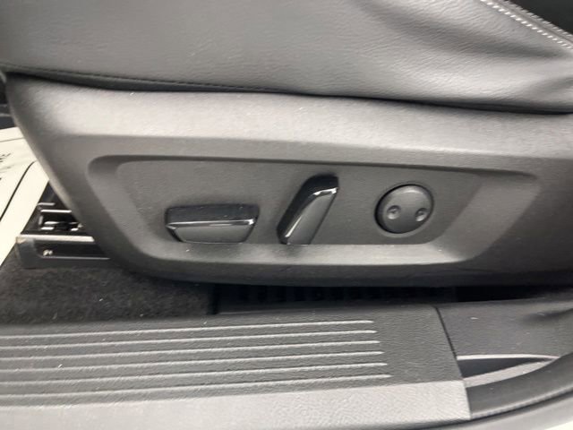 Used 2023 Nissan Rogue SL FWD image 33