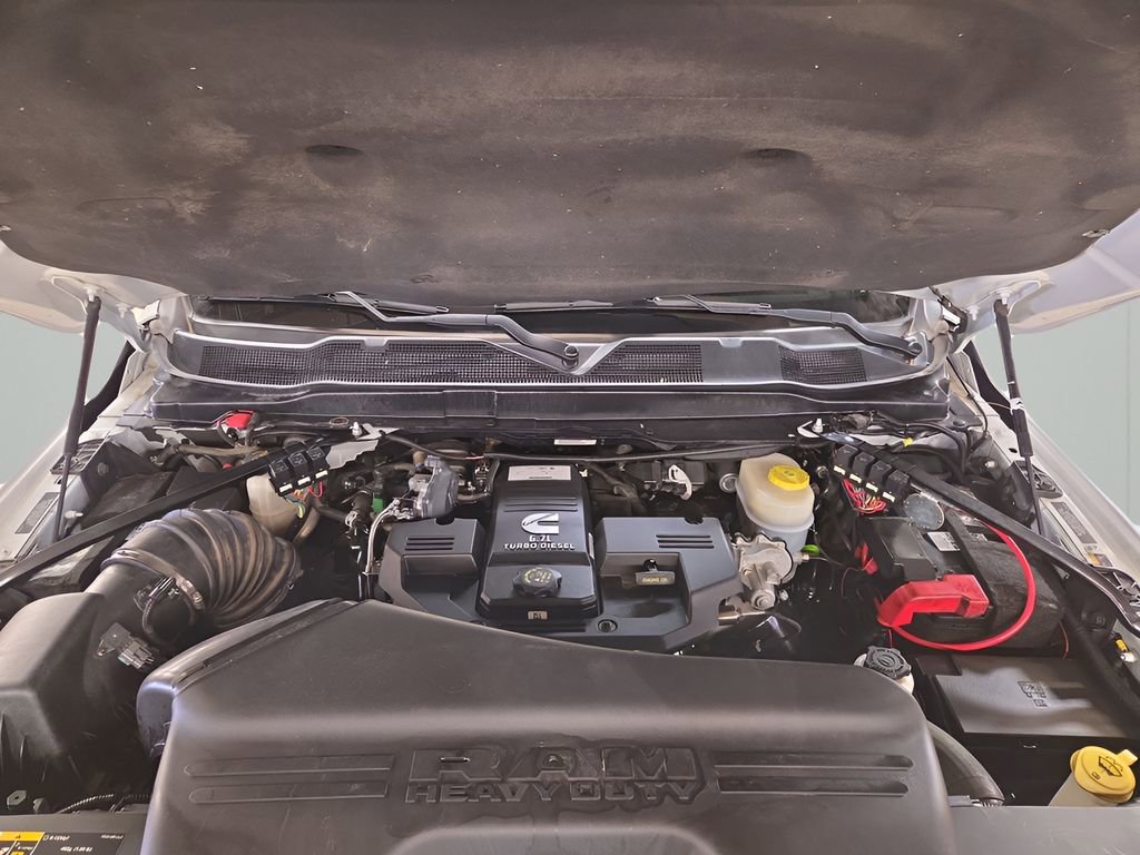 Used 2023 RAM 3500 Tradesman AWD/4WD image 19