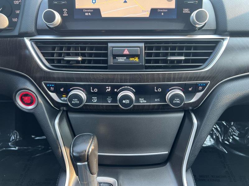 Used 2018 Honda Accord Touring image 17