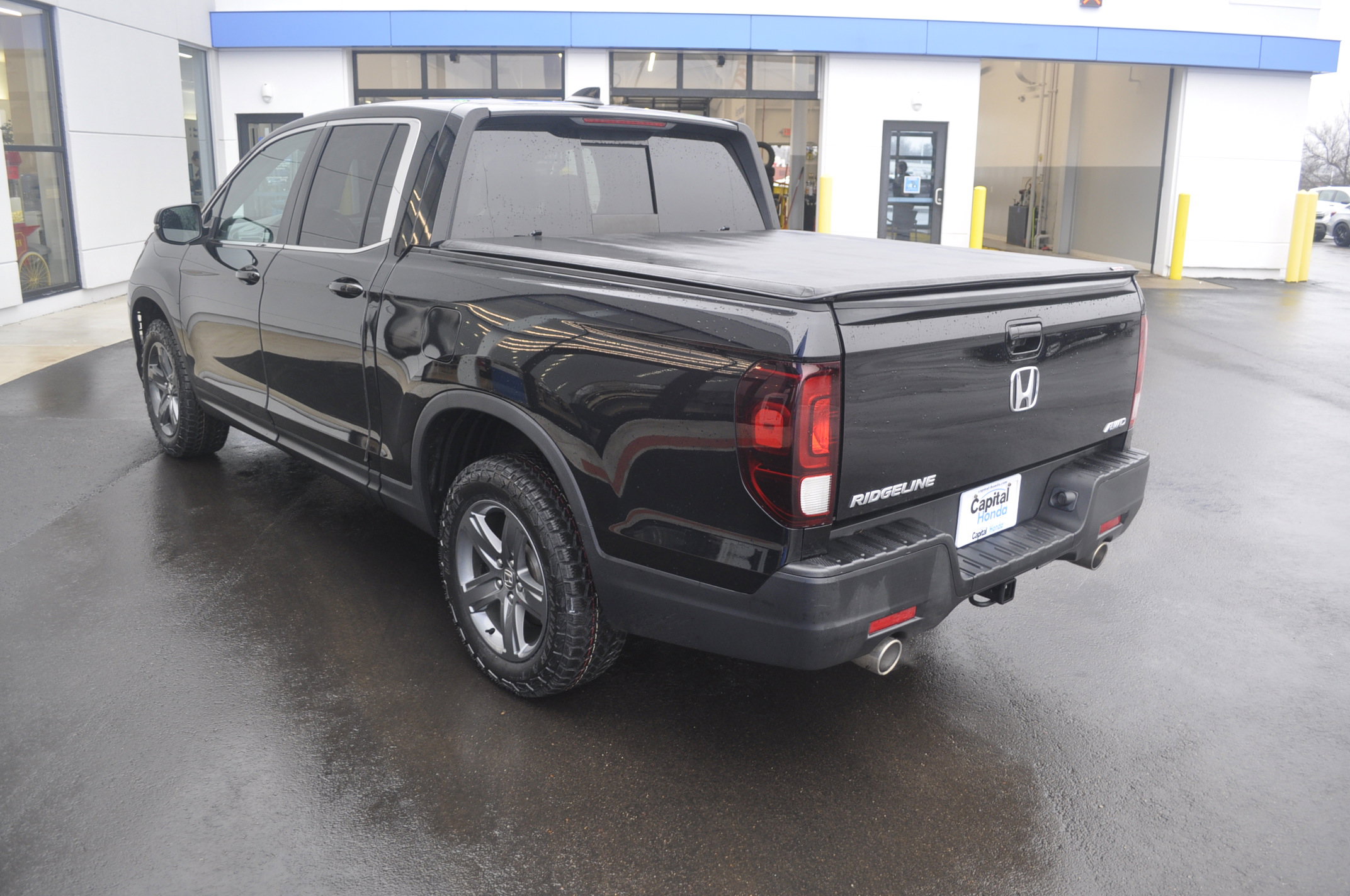 Certified 2023 Honda Ridgeline RTL image 5