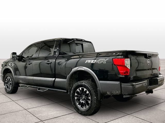 Used 2017 Nissan Titan PRO-4X AWD/4WD image 11