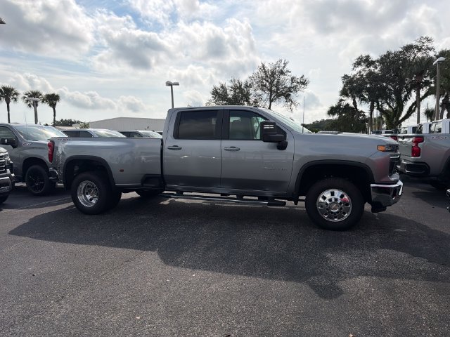 New 2026 Chevrolet Silverado 3500 LT w/ Safety Package AWD/4WD image 14