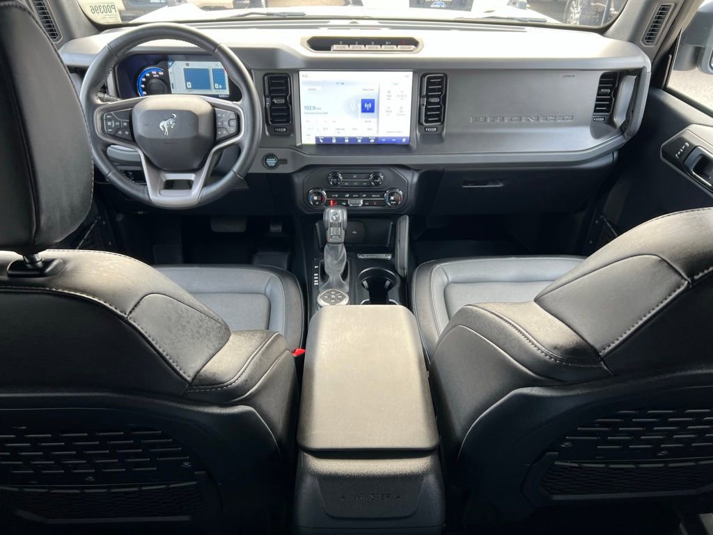 Used 2024 Ford Bronco Everglades image 24