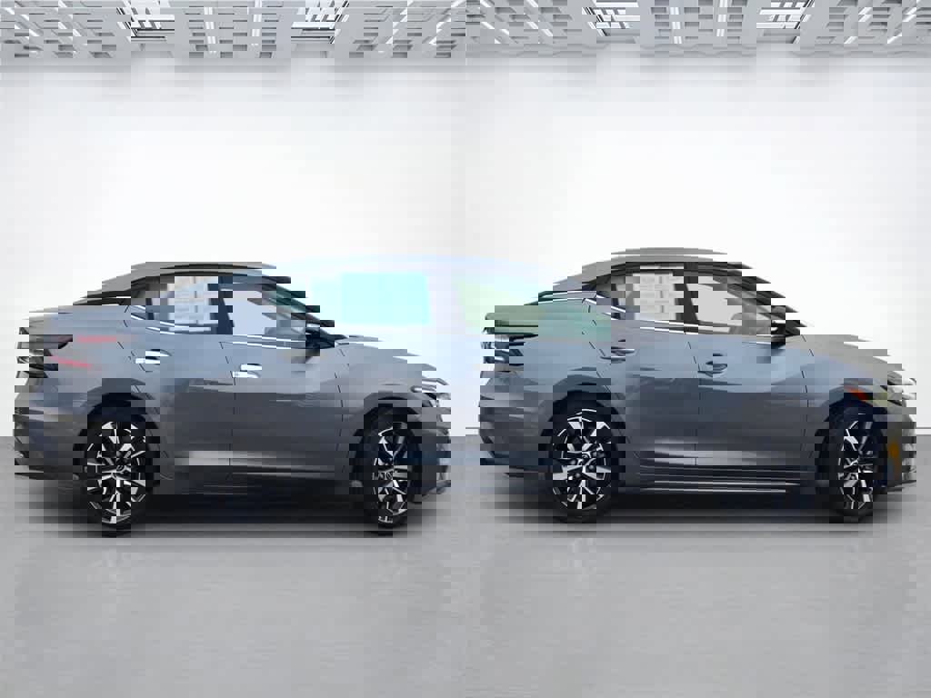 Used 2023 Nissan Maxima SV w/ Floor Mat Group image 7