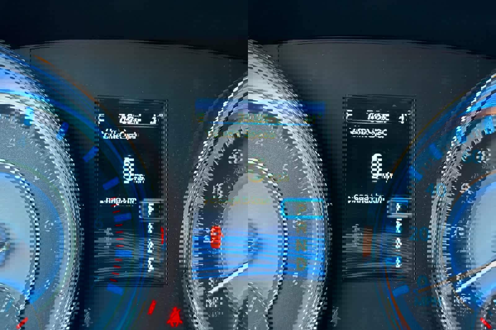 Used 2014 Chrysler 300 C image 26